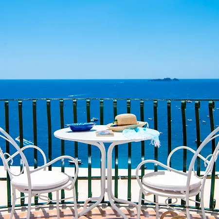 Alcione Guest house 4*