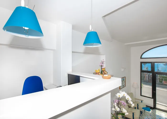 Alcione Позитано