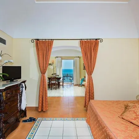 アルシオーネ レジデンス