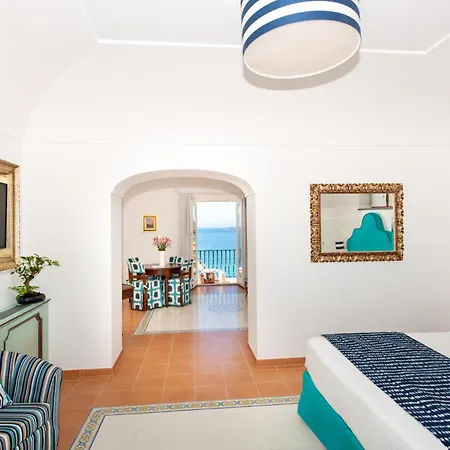 ゲストハウス アルシオーネ レジデンス 4*