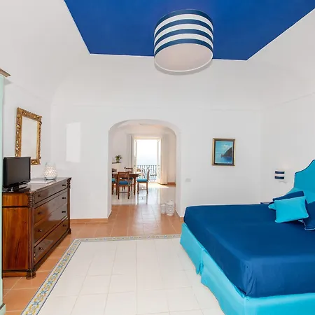 アルシオーネ レジデンス ポジターノ